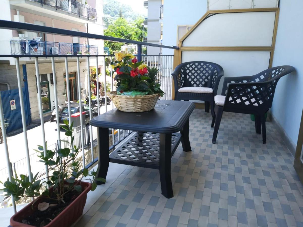 Casa Rosetta Bed and Breakfast Sorrento Exteriör bild